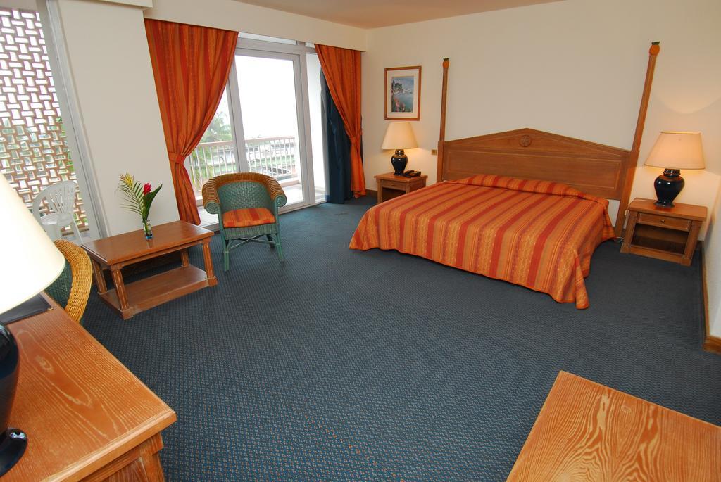 Hotel La Bateliere Шельшер Екстер'єр фото